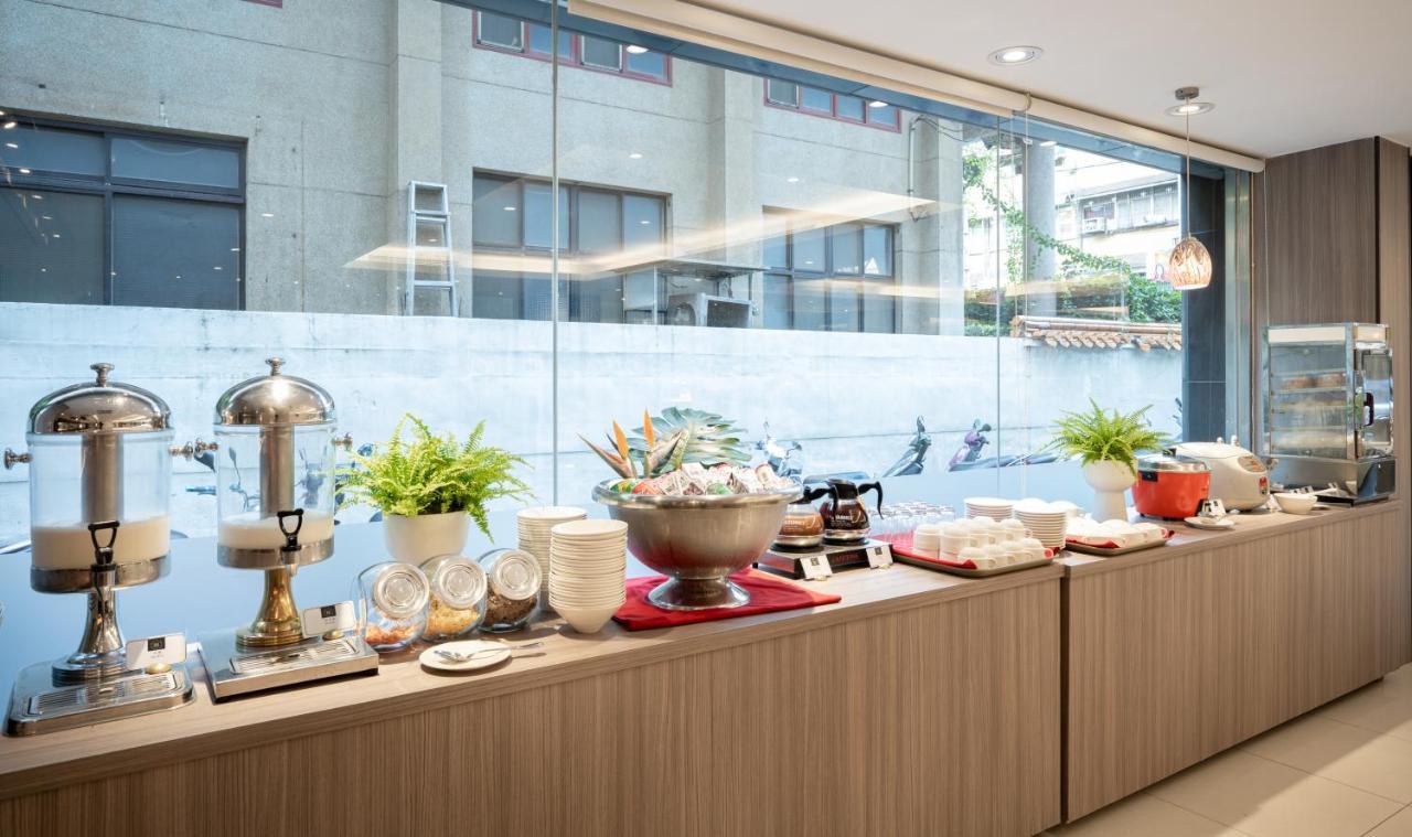 Hotel Bonza 享豪大飯店-原竹北悅豪大飯店 Yuhao Hotel Buitenkant foto