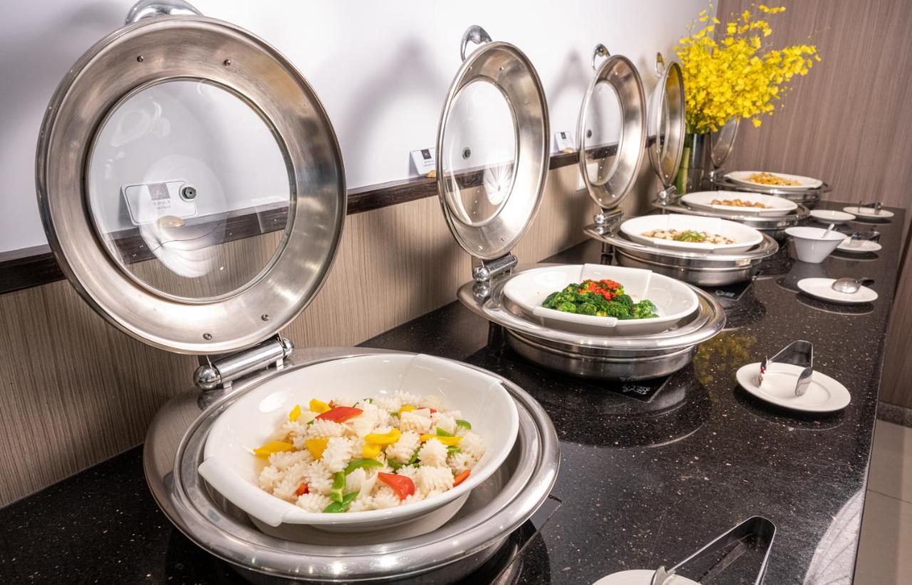 Hotel Bonza 享豪大飯店-原竹北悅豪大飯店 Yuhao Hotel Buitenkant foto