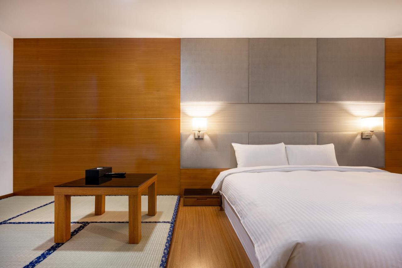 Hotel Bonza 享豪大飯店-原竹北悅豪大飯店 Yuhao Hotel Buitenkant foto