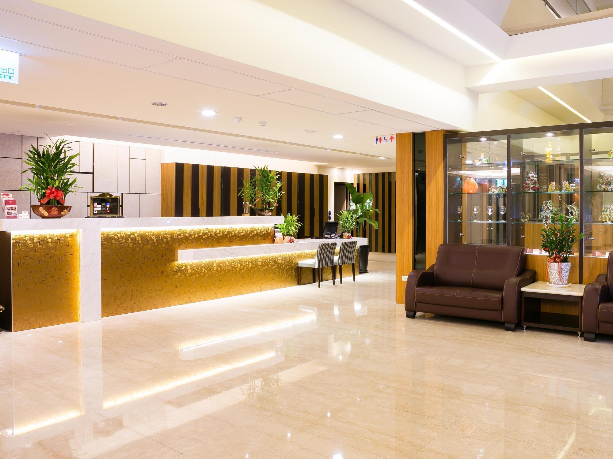 Hotel Bonza 享豪大飯店-原竹北悅豪大飯店 Yuhao Hotel Buitenkant foto